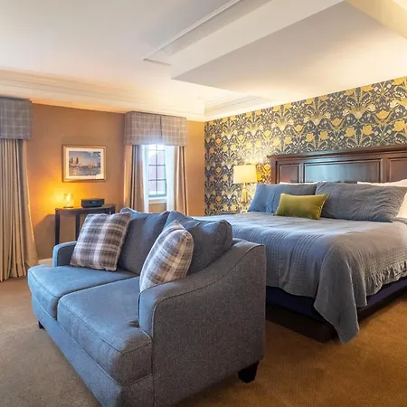 Red Coach Inn-2